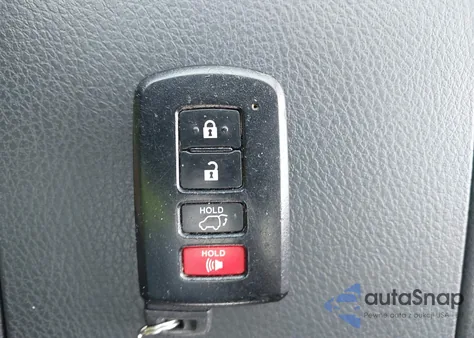 2015 Toyota Highlander Xle V6 z USA, uszkodzony, nr VIN 5TDJKRFH2FS131663